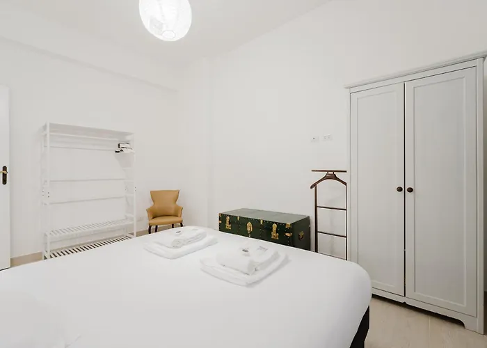 Savorelli 2 Bedroom - Private Parking - A 10 Minuti Dalle Metro A * Roma